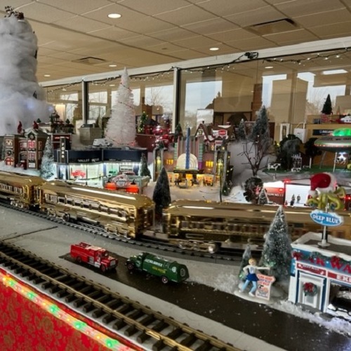 McLaren Port Huron welcomes return of traditional holiday train